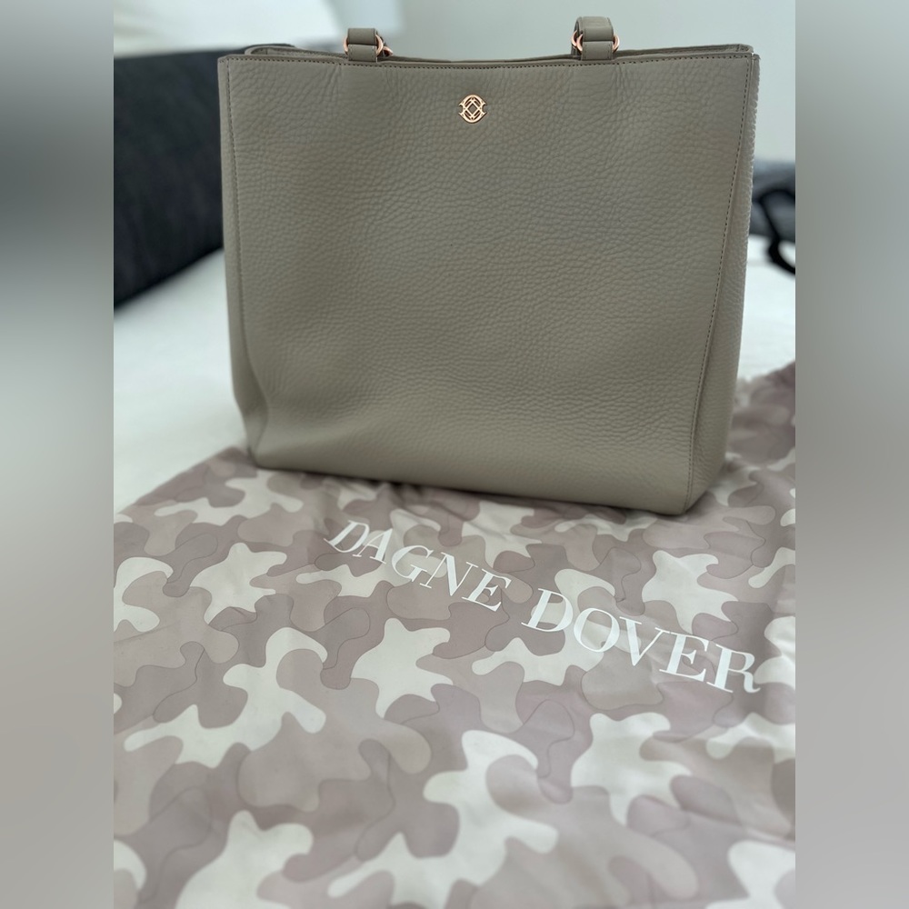 Dagne Dover Leather Tote (Large Size)